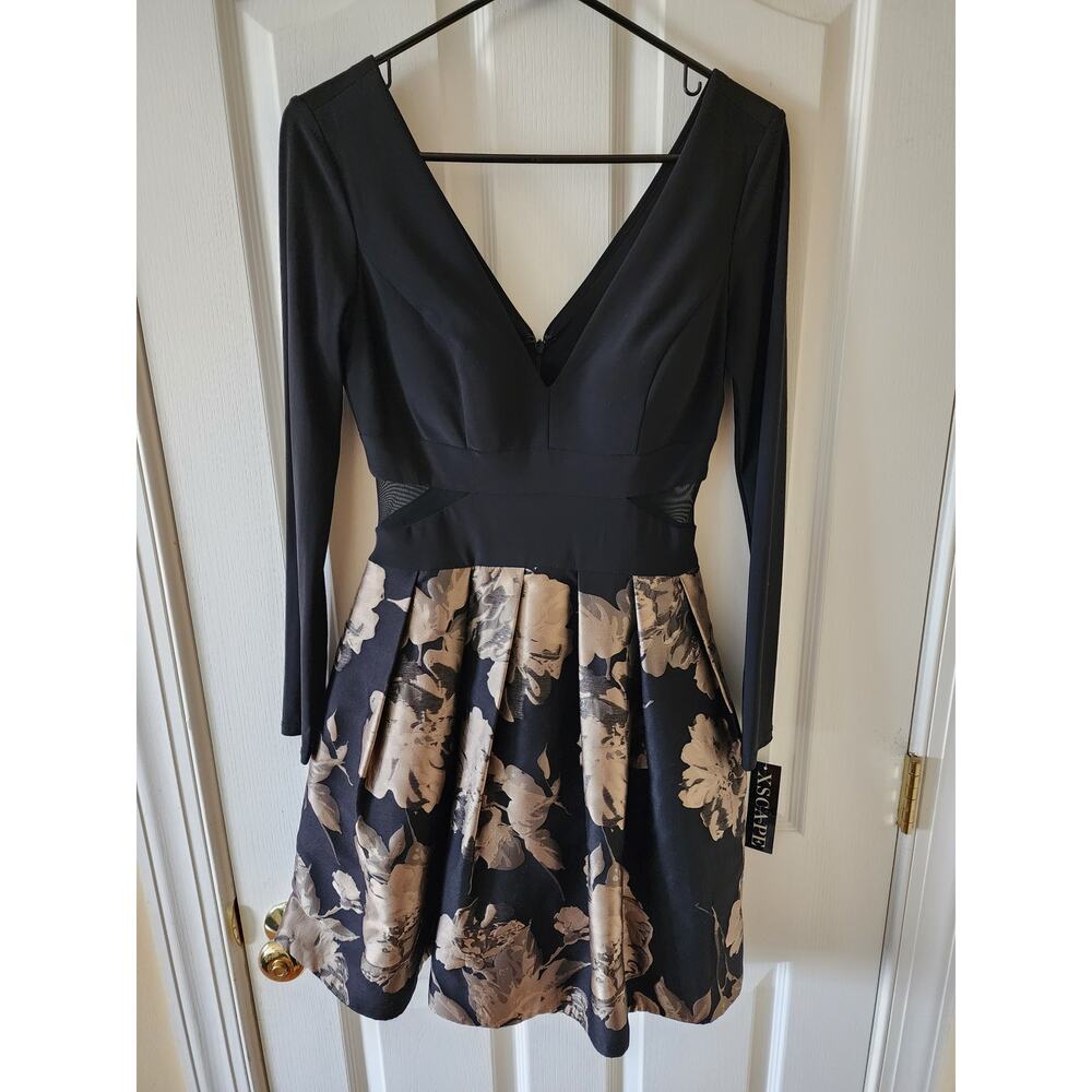 XSCAPE Long Sleeve V-Neck Fit & Flare Cocktail Dress Black Gold Brocade NWT 6 - Picture 2 of 7